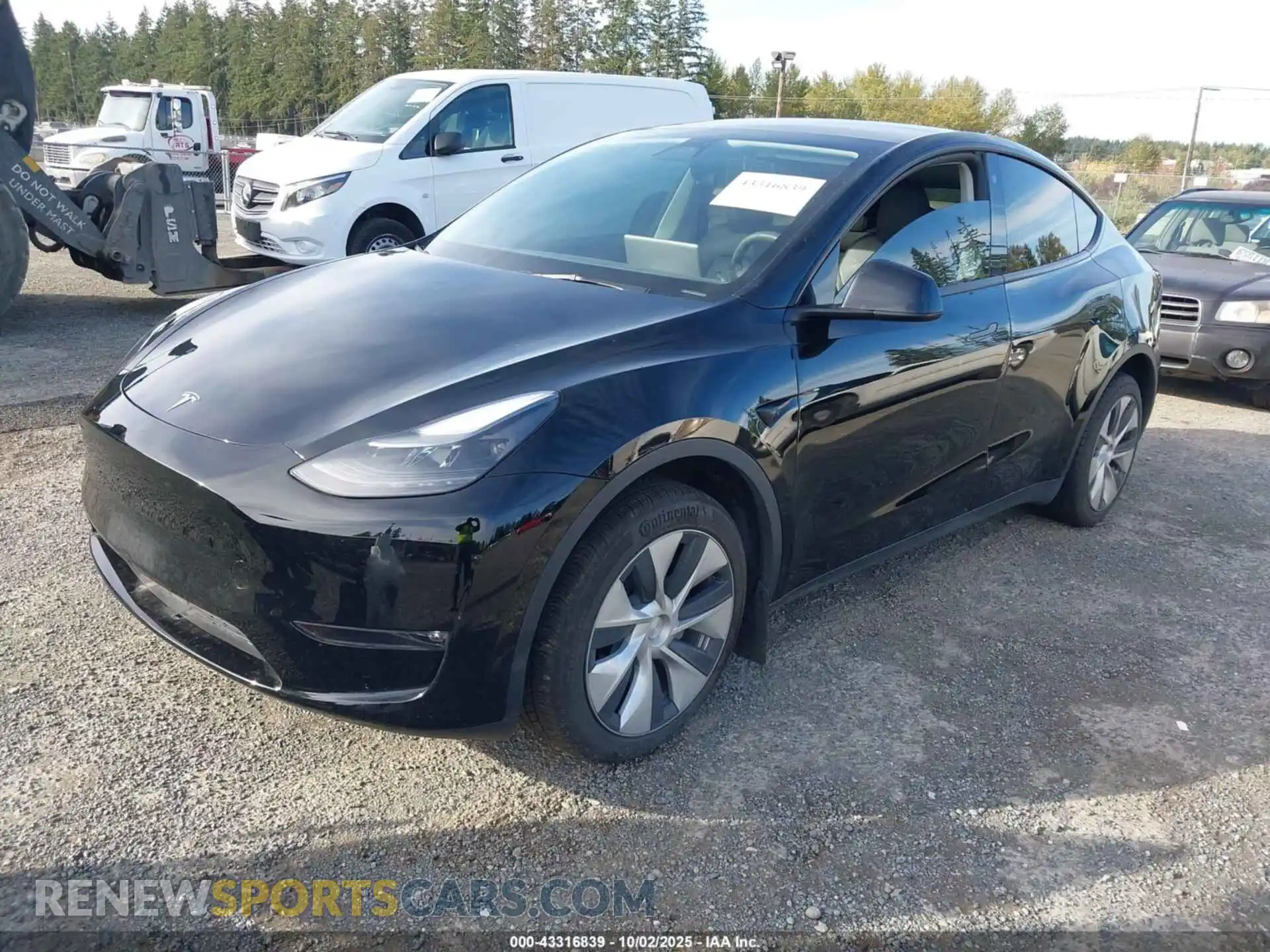 2 Photograph of a damaged car 7SAYGDEE1PF760009 TESLA MODEL Y 2023