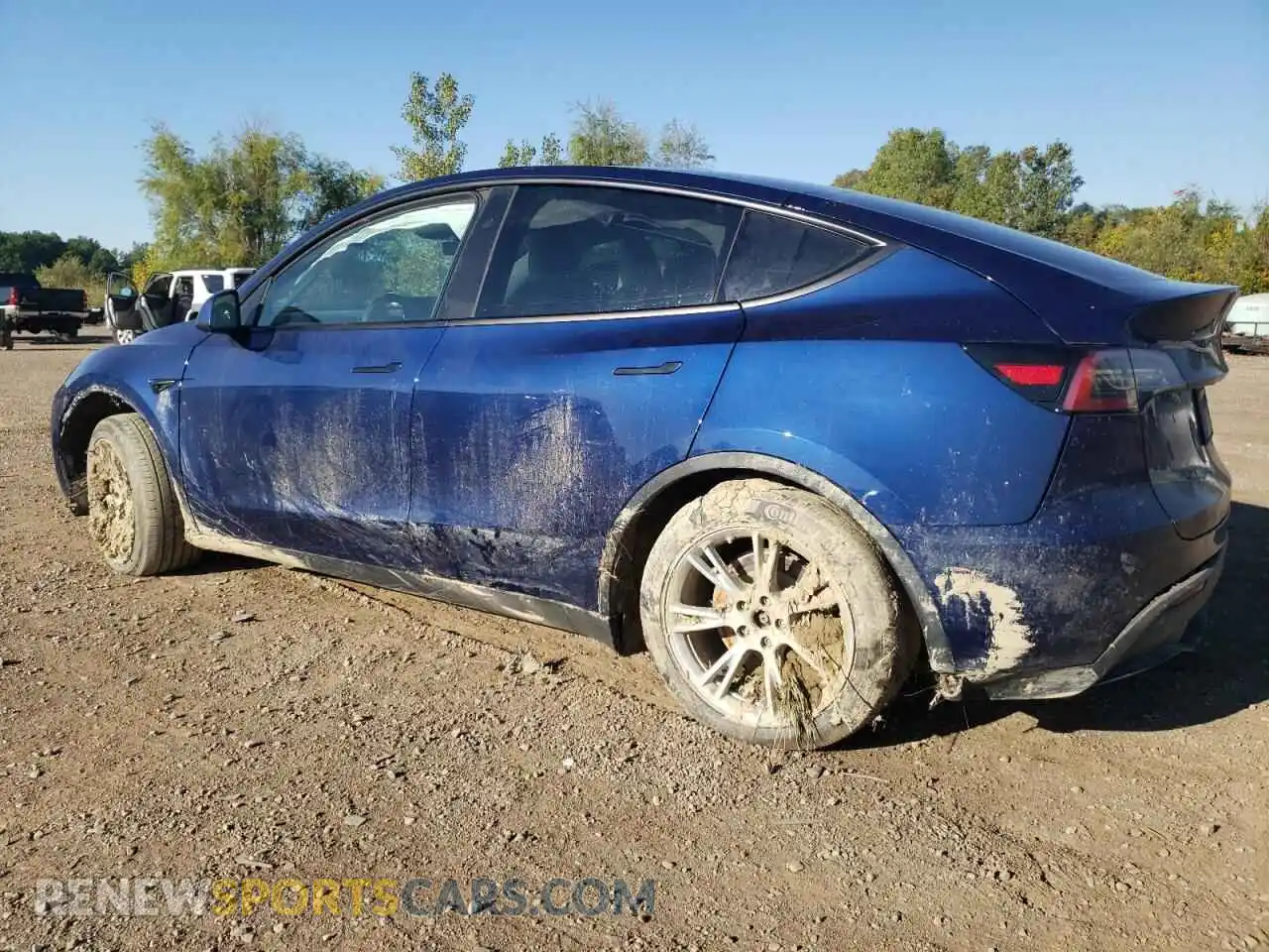 2 Photograph of a damaged car 7SAYGDEE1PF785914 TESLA MODEL Y 2023