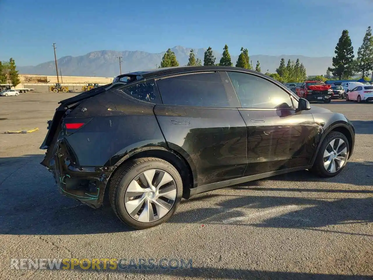 3 Photograph of a damaged car 7SAYGDEE1PF878982 TESLA MODEL Y 2023