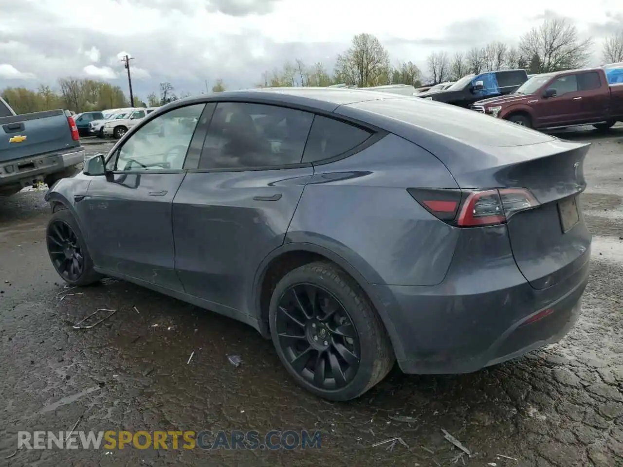2 Photograph of a damaged car 7SAYGDEE1PF937867 TESLA MODEL Y 2023