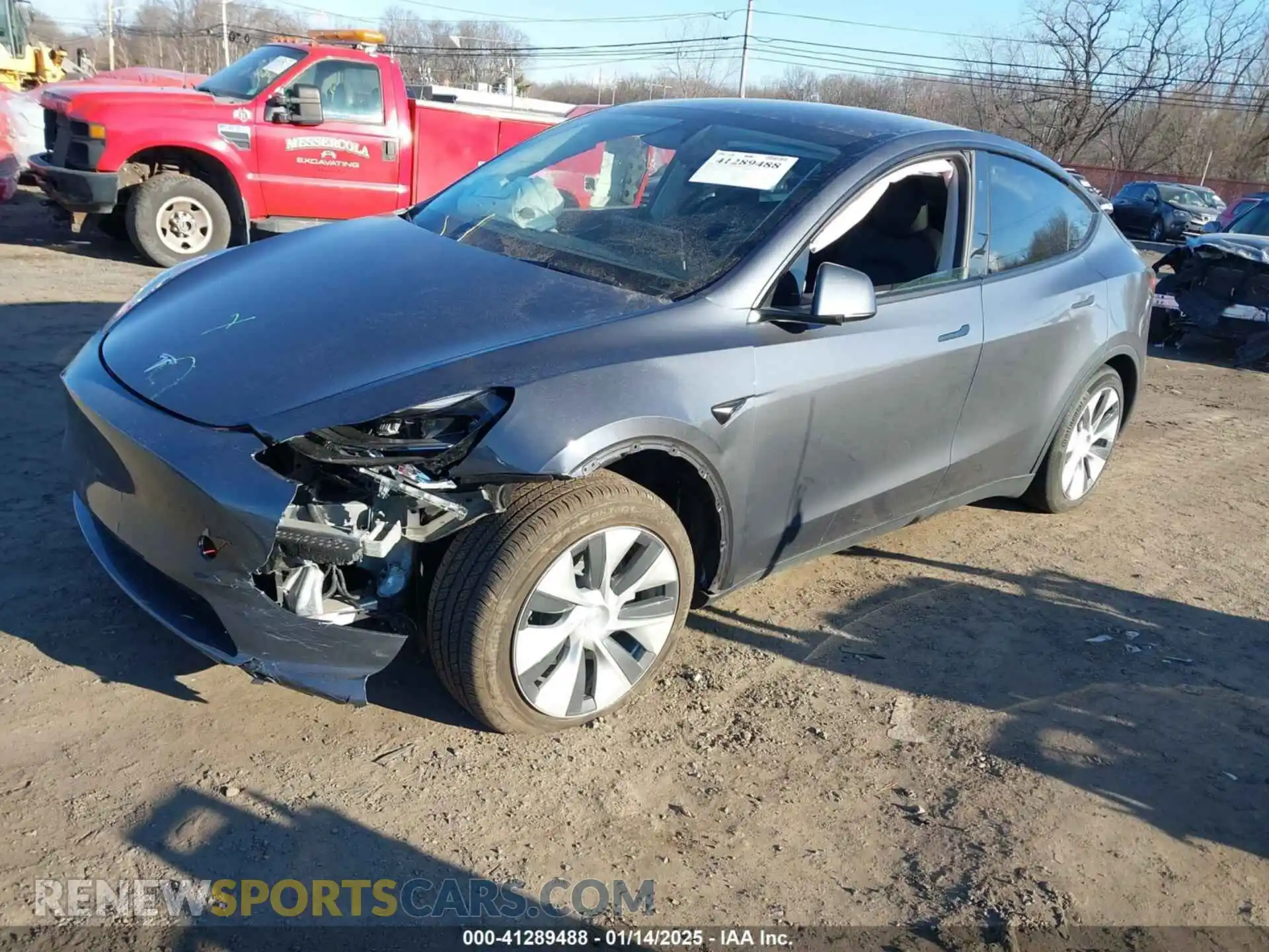 2 Photograph of a damaged car 7SAYGDEE1PF945600 TESLA MODEL Y 2023