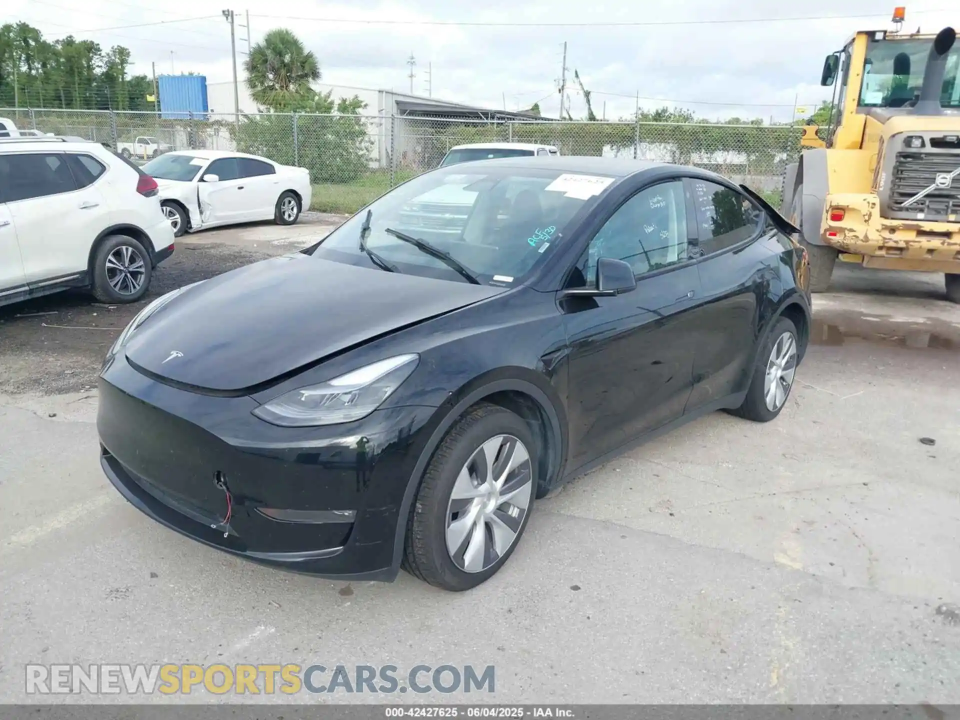 2 Photograph of a damaged car 7SAYGDEE2PA044328 TESLA MODEL Y 2023