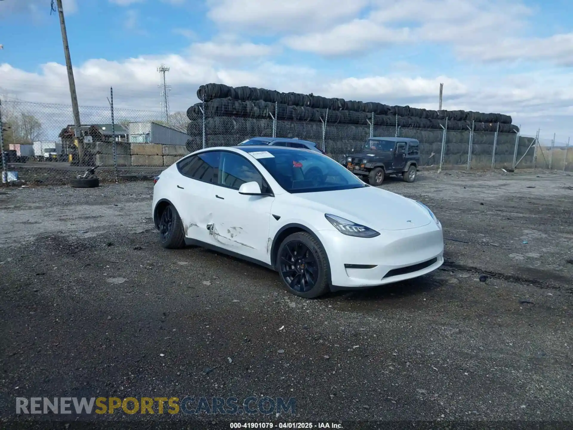 1 Photograph of a damaged car 7SAYGDEE2PA059668 TESLA MODEL Y 2023