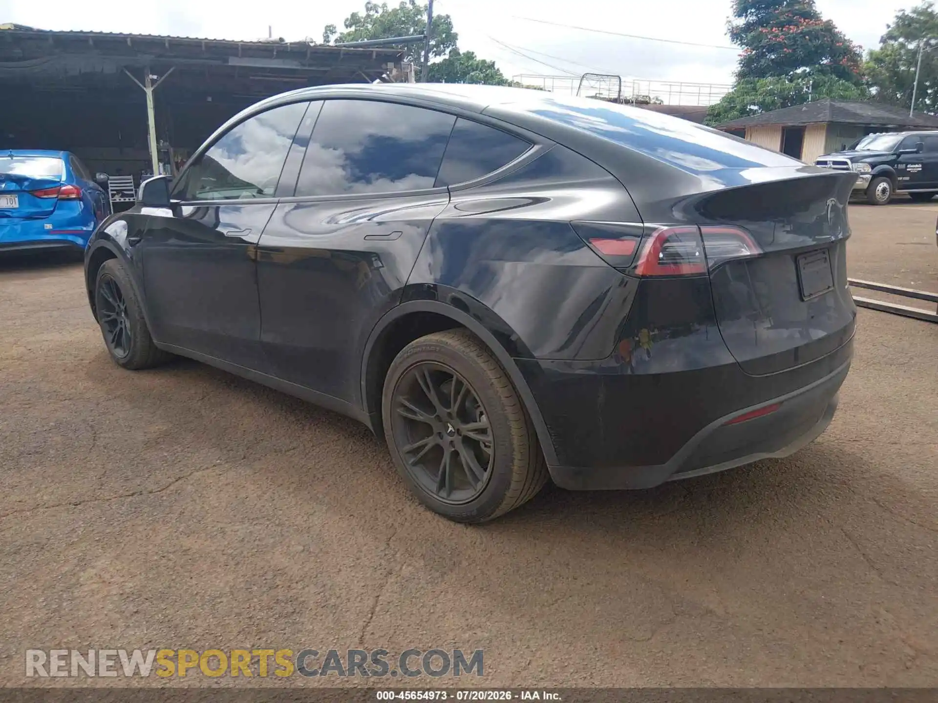 3 Photograph of a damaged car 7SAYGDEE2PA107251 TESLA MODEL Y 2023