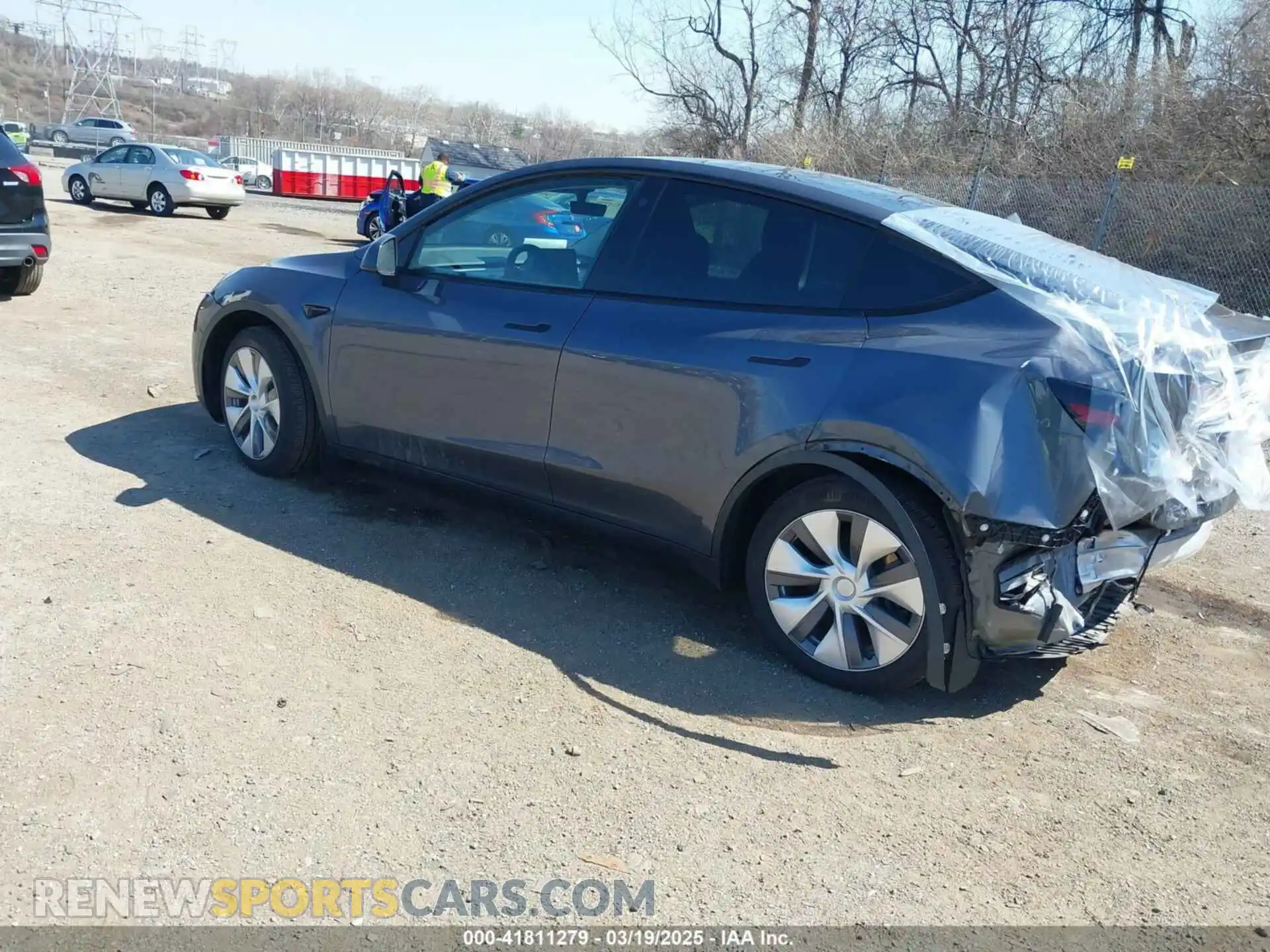 3 Photograph of a damaged car 7SAYGDEE2PA120694 TESLA MODEL Y 2023