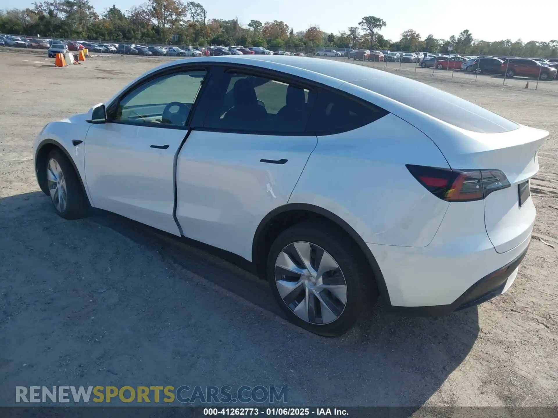 3 Photograph of a damaged car 7SAYGDEE2PA138239 TESLA MODEL Y 2023