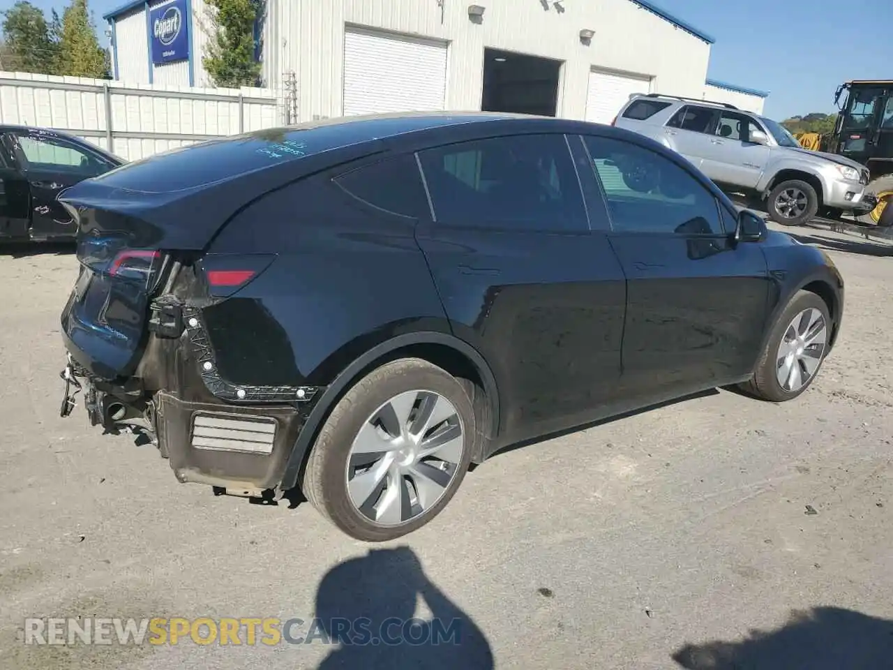 3 Photograph of a damaged car 7SAYGDEE2PA147930 TESLA MODEL Y 2023