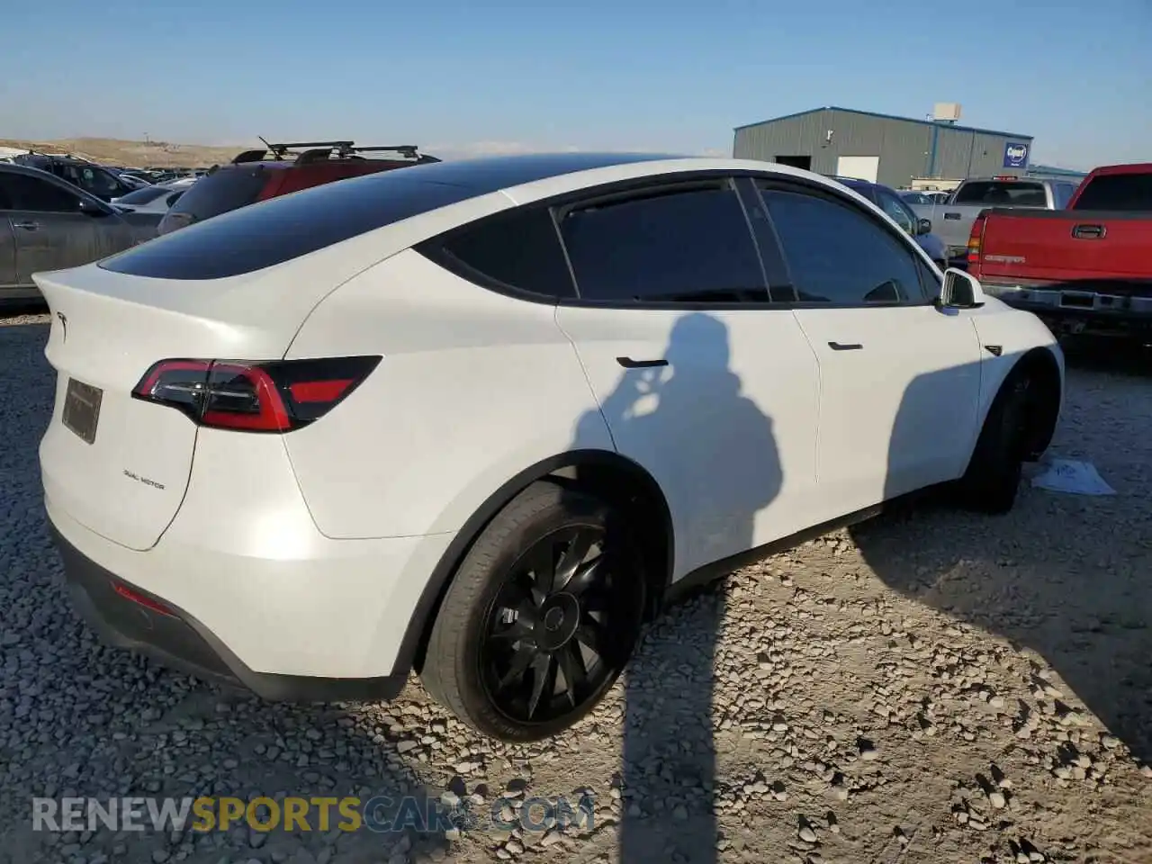 3 Photograph of a damaged car 7SAYGDEE2PA174271 TESLA MODEL Y 2023