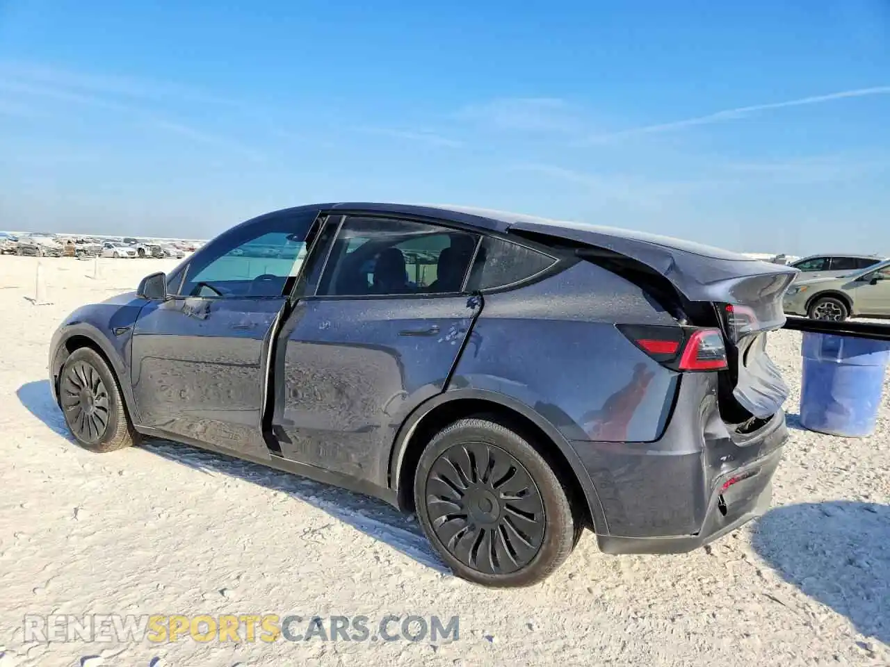 2 fotografías del automóvil dañado 7SAYGDEE2PA198988 TESLA MODEL Y 2023