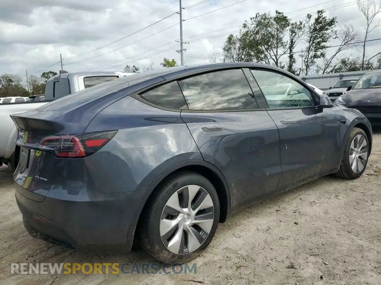 3 Photograph of a damaged car 7SAYGDEE2PA202344 TESLA MODEL Y 2023