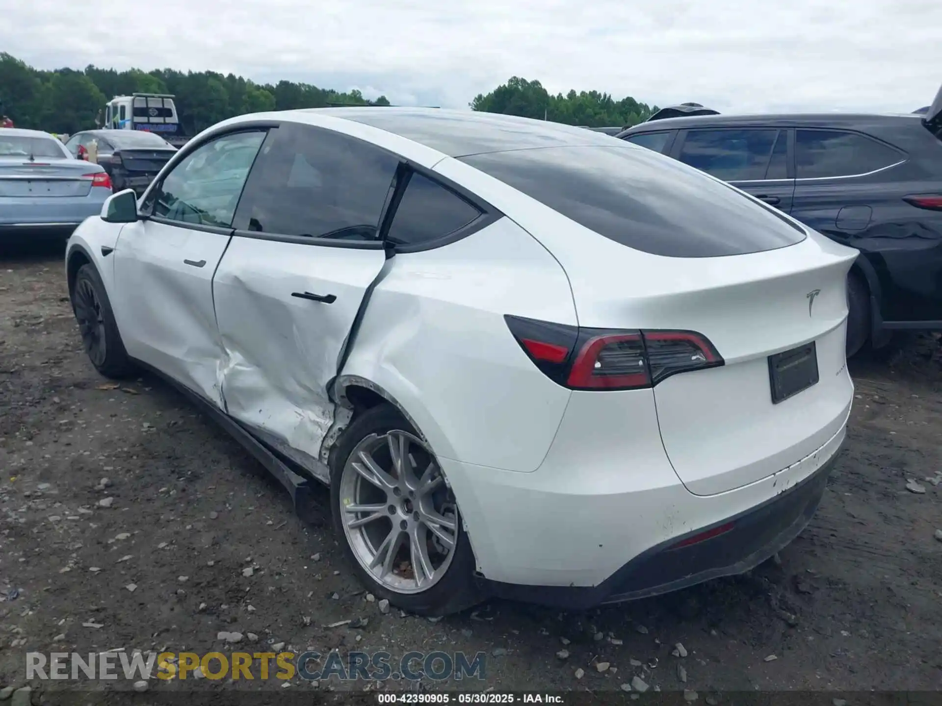 3 Фотография поврежденного автомобиля 7SAYGDEE2PF610507 TESLA MODEL Y 2023