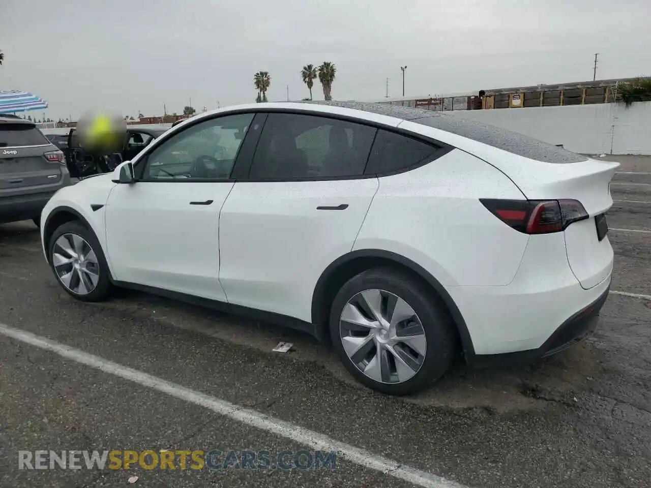 2 Photograph of a damaged car 7SAYGDEE2PF624598 TESLA MODEL Y 2023