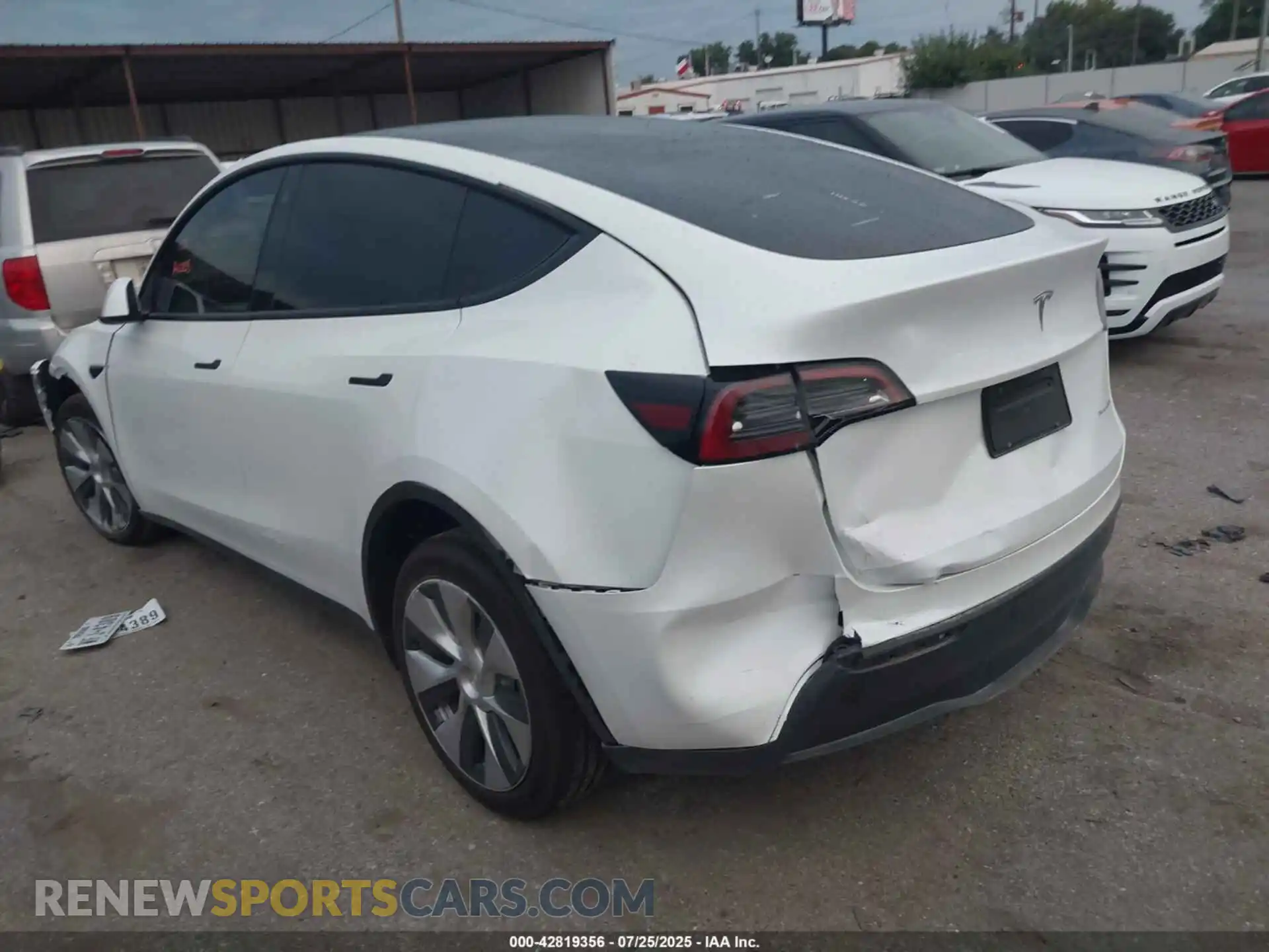 3 Photograph of a damaged car 7SAYGDEE2PF630479 TESLA MODEL Y 2023