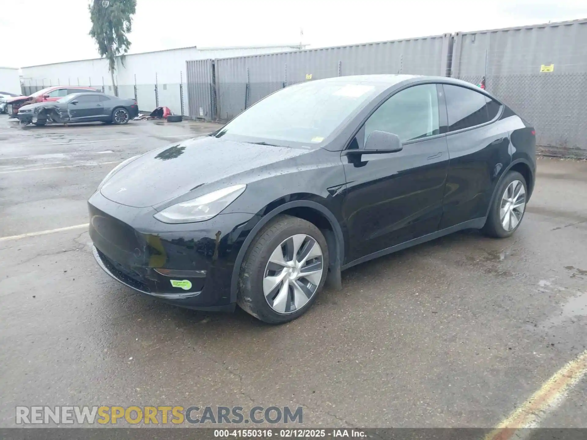 2 Photograph of a damaged car 7SAYGDEE2PF632443 TESLA MODEL Y 2023
