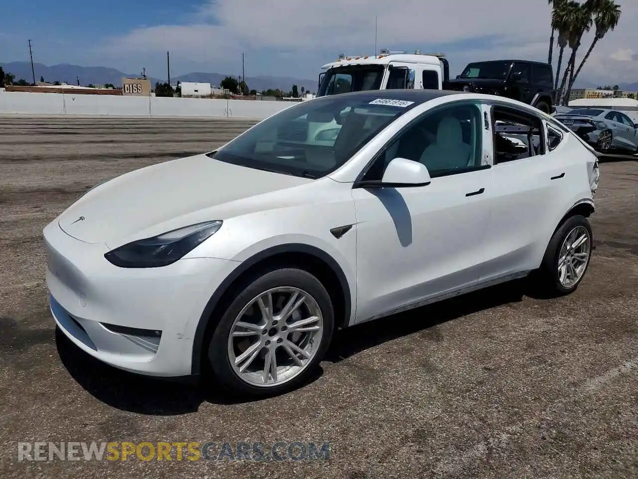 1 Photograph of a damaged car 7SAYGDEE2PF632653 TESLA MODEL Y 2023