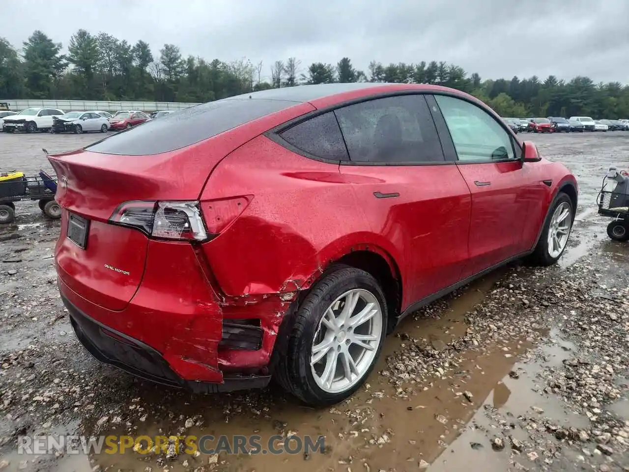 3 Photograph of a damaged car 7SAYGDEE2PF661294 TESLA MODEL Y 2023
