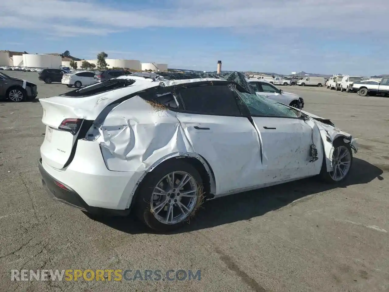3 Photograph of a damaged car 7SAYGDEE2PF738780 TESLA MODEL Y 2023