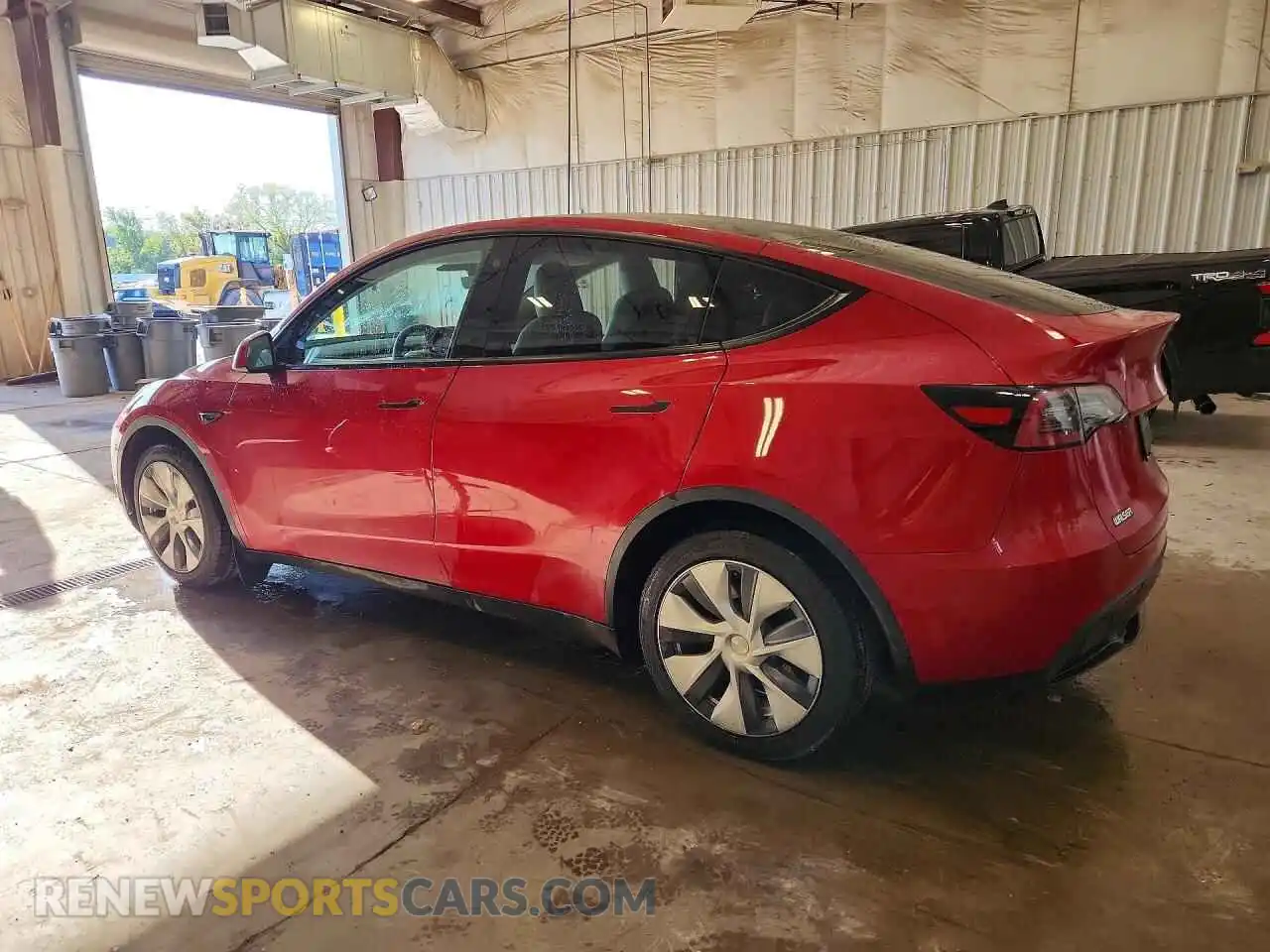 2 Photograph of a damaged car 7SAYGDEE2PF780222 TESLA MODEL Y 2023