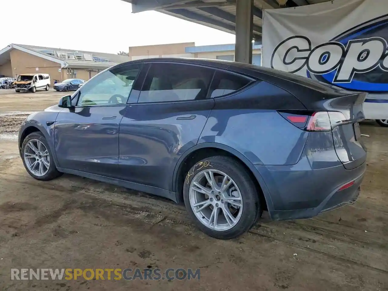 2 Photograph of a damaged car 7SAYGDEE2PF833176 TESLA MODEL Y 2023