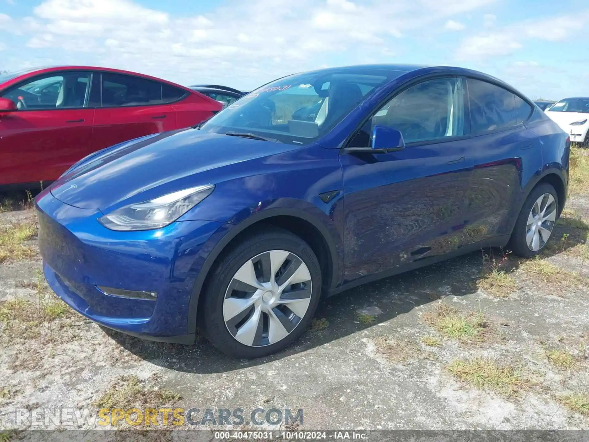 2 Photograph of a damaged car 7SAYGDEE2PF883334 TESLA MODEL Y 2023