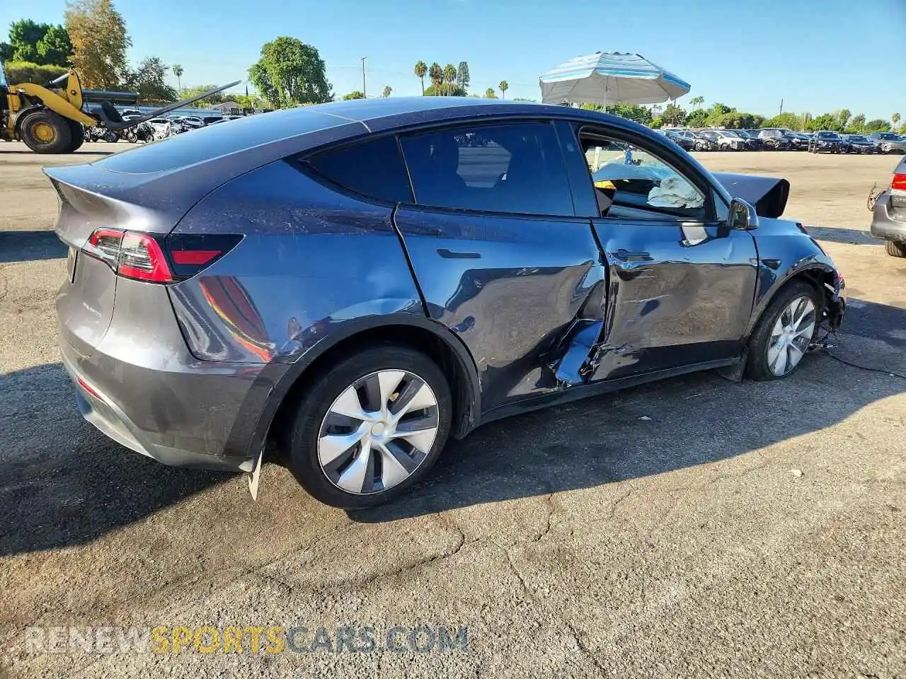 3 Photograph of a damaged car 7SAYGDEE2PF899422 TESLA MODEL Y 2023