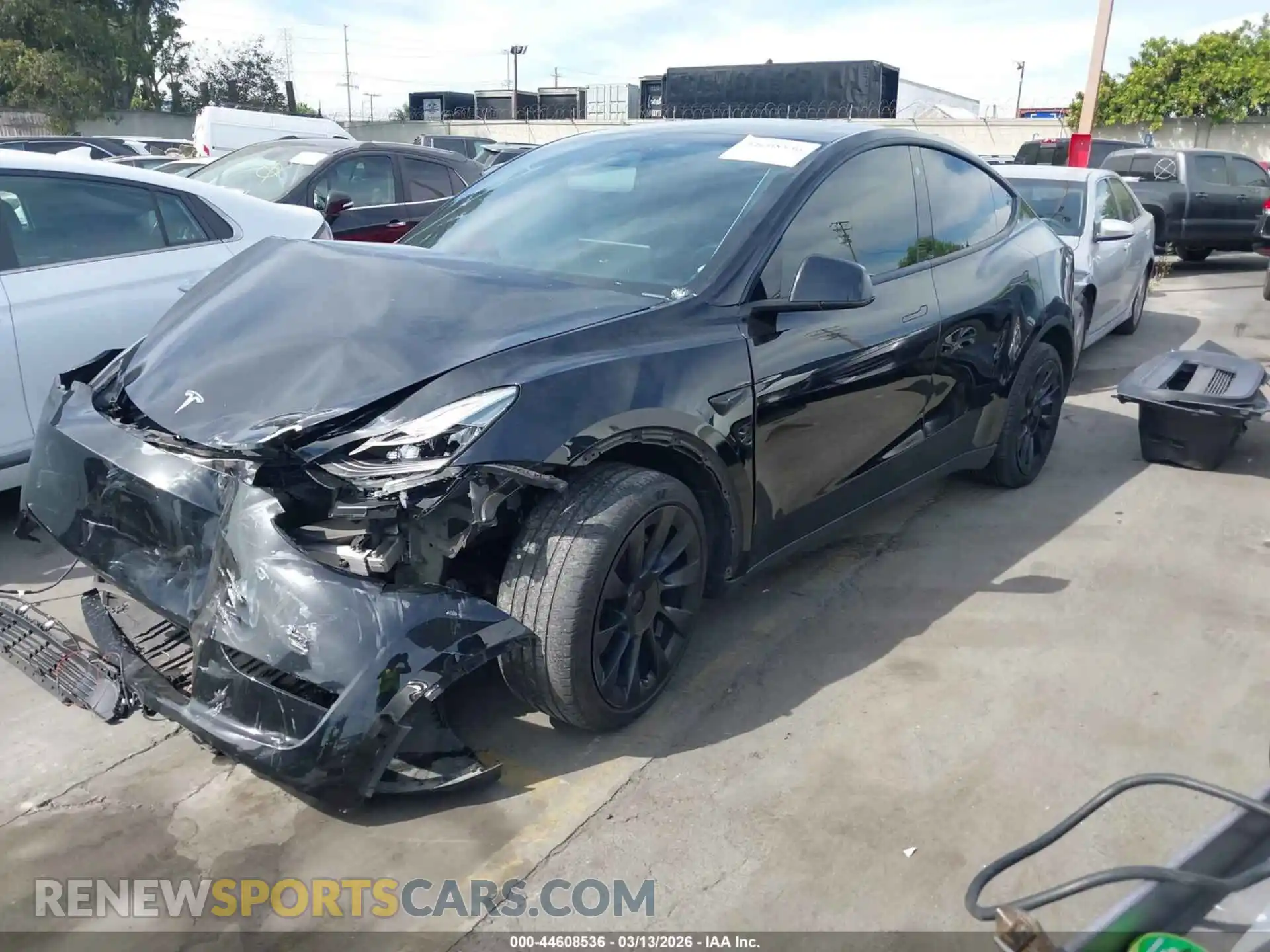 2 Photograph of a damaged car 7SAYGDEE3PA035251 TESLA MODEL Y 2023