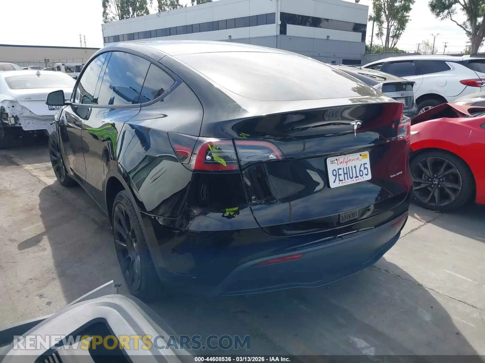 3 Photograph of a damaged car 7SAYGDEE3PA035251 TESLA MODEL Y 2023