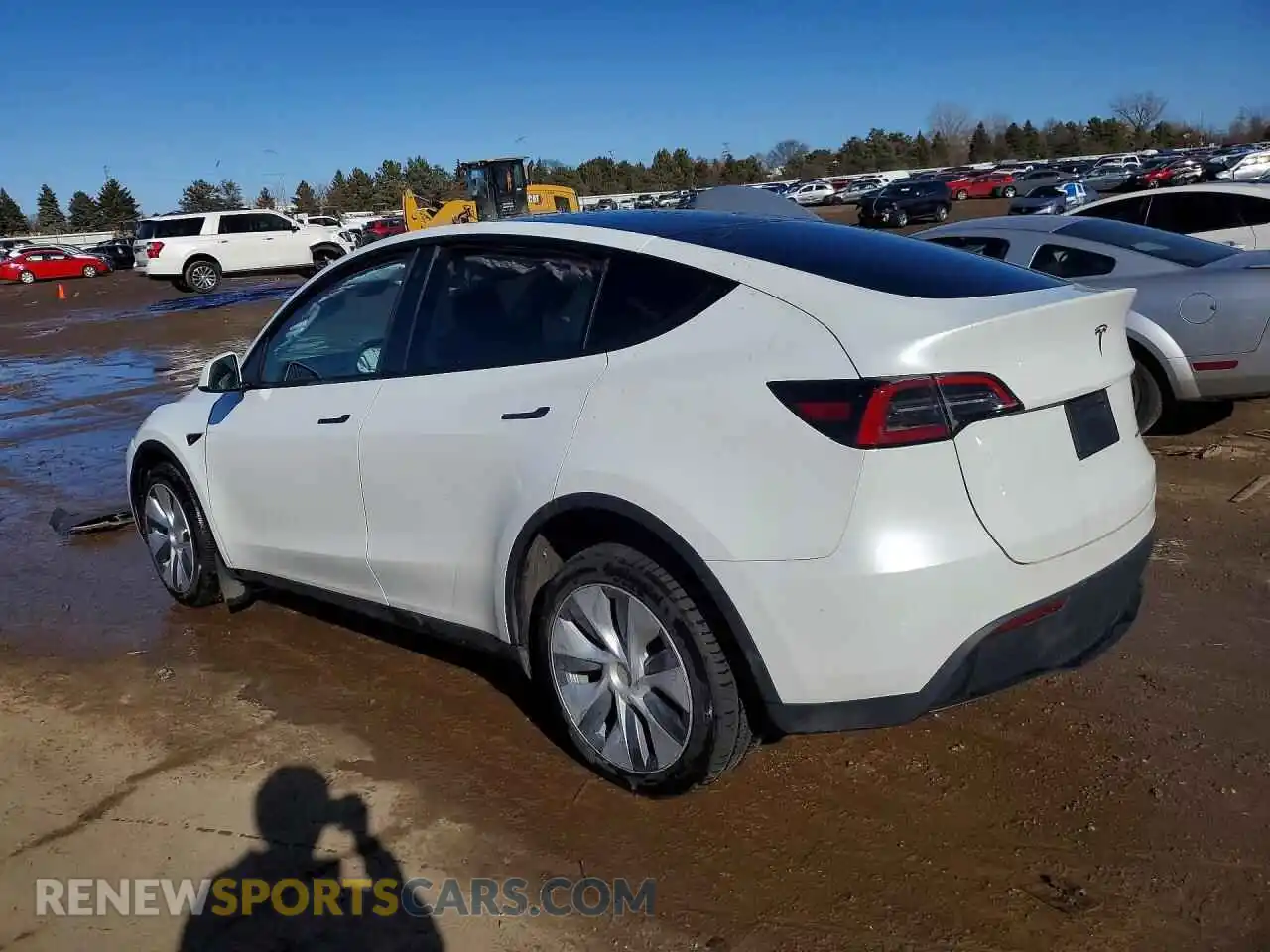 2 Photograph of a damaged car 7SAYGDEE3PA041020 TESLA MODEL Y 2023