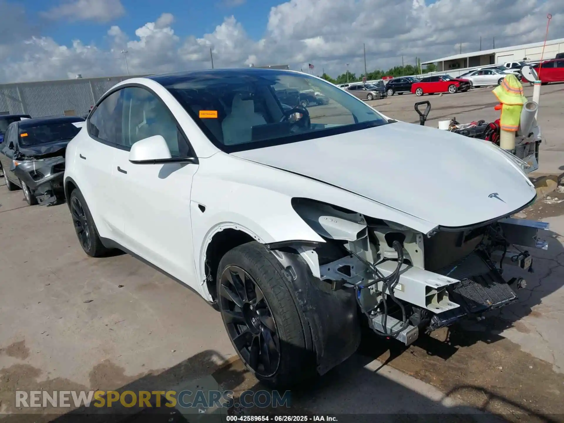1 Photograph of a damaged car 7SAYGDEE3PA050400 TESLA MODEL Y 2023