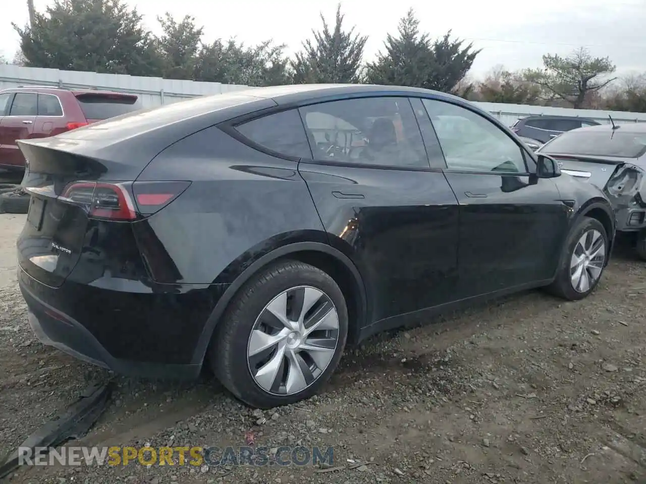 3 Photograph of a damaged car 7SAYGDEE3PA077113 TESLA MODEL Y 2023