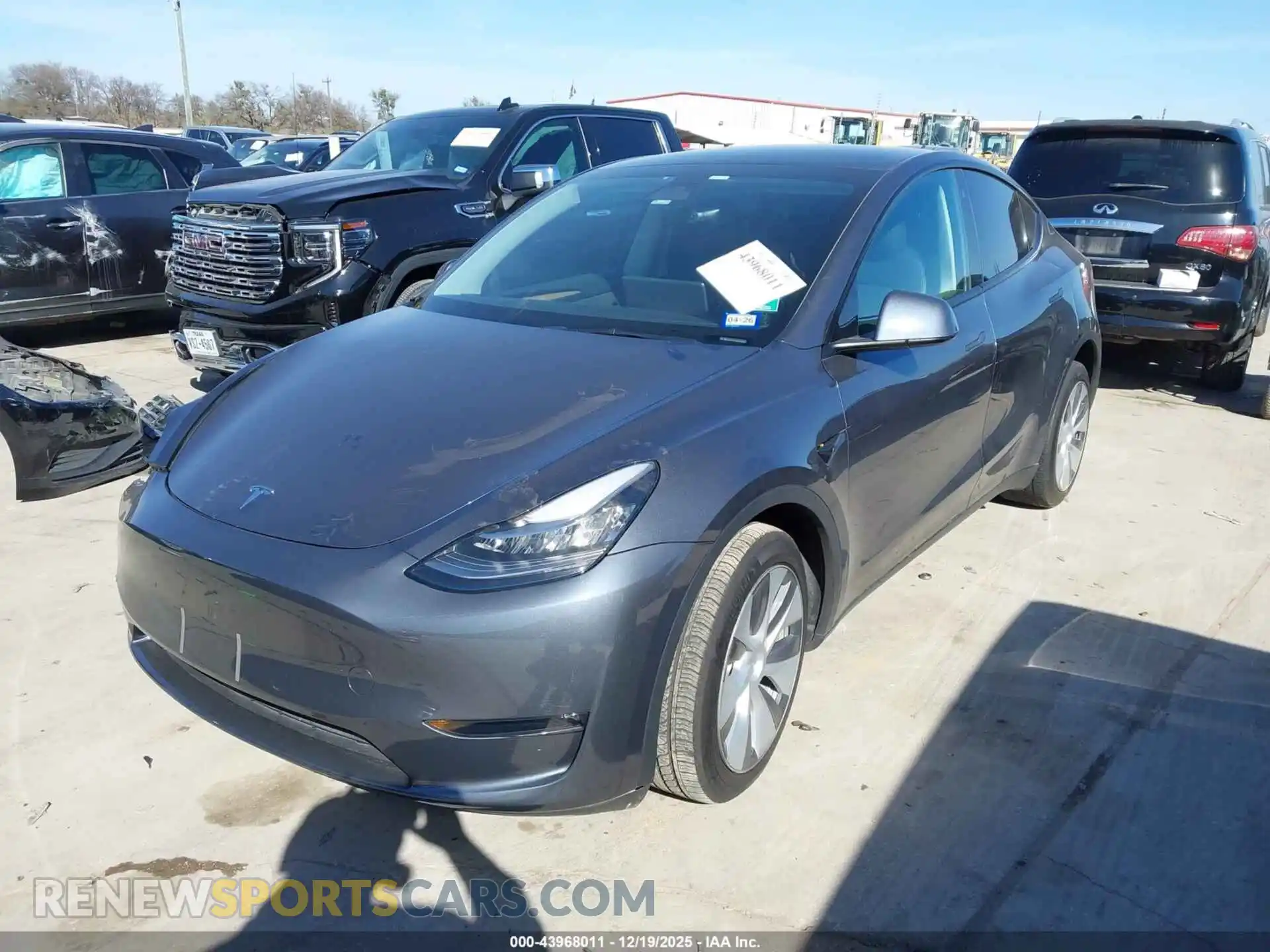 2 Photograph of a damaged car 7SAYGDEE3PA086295 TESLA MODEL Y 2023