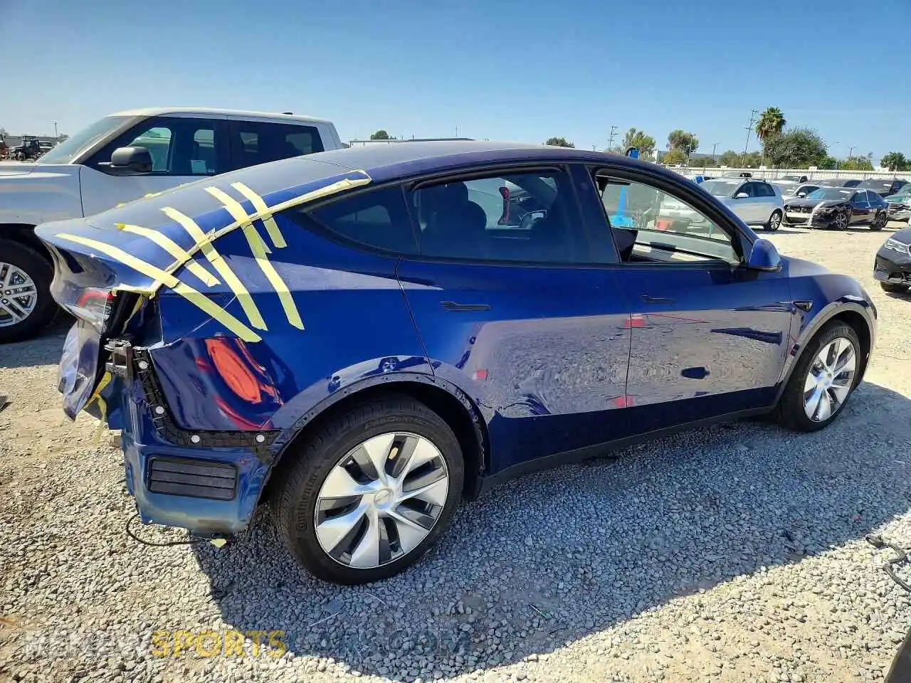 3 Photograph of a damaged car 7SAYGDEE3PA086541 TESLA MODEL Y 2023