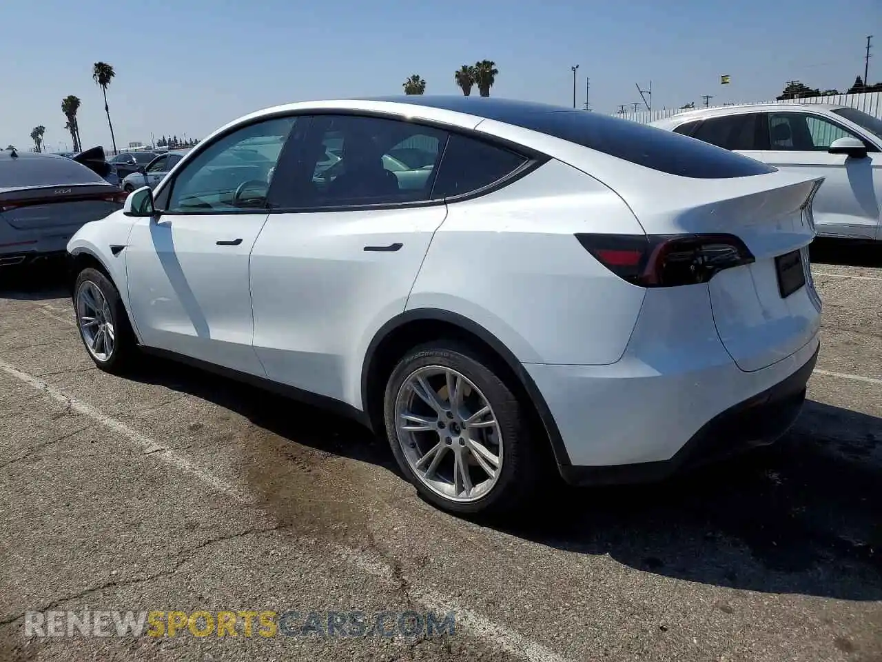 2 Фотография поврежденного автомобиля 7SAYGDEE3PA123491 TESLA MODEL Y 2023