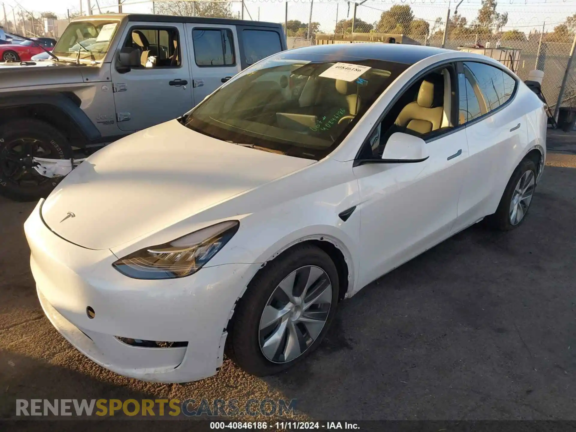 2 Photograph of a damaged car 7SAYGDEE3PA124530 TESLA MODEL Y 2023