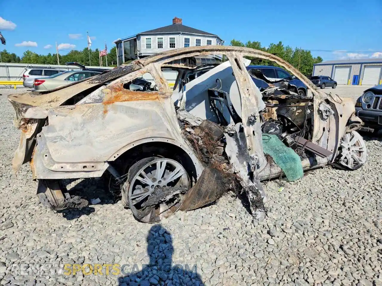 3 fotografías del automóvil dañado 7SAYGDEE3PA195212 TESLA MODEL Y 2023