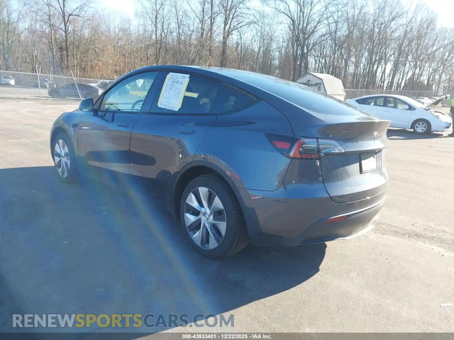 3 Photograph of a damaged car 7SAYGDEE3PA197879 TESLA MODEL Y 2023