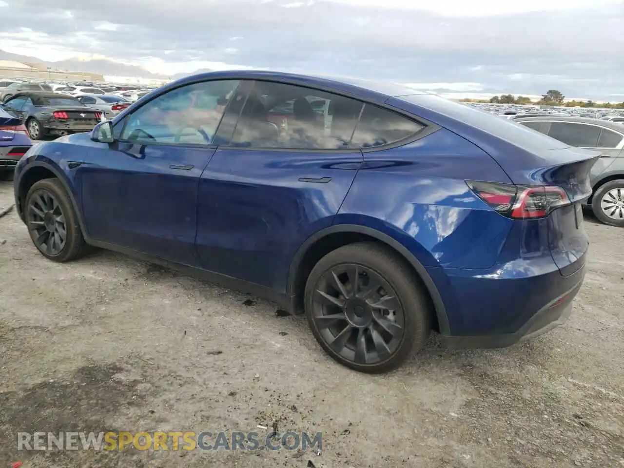 2 Photograph of a damaged car 7SAYGDEE3PA204345 TESLA MODEL Y 2023