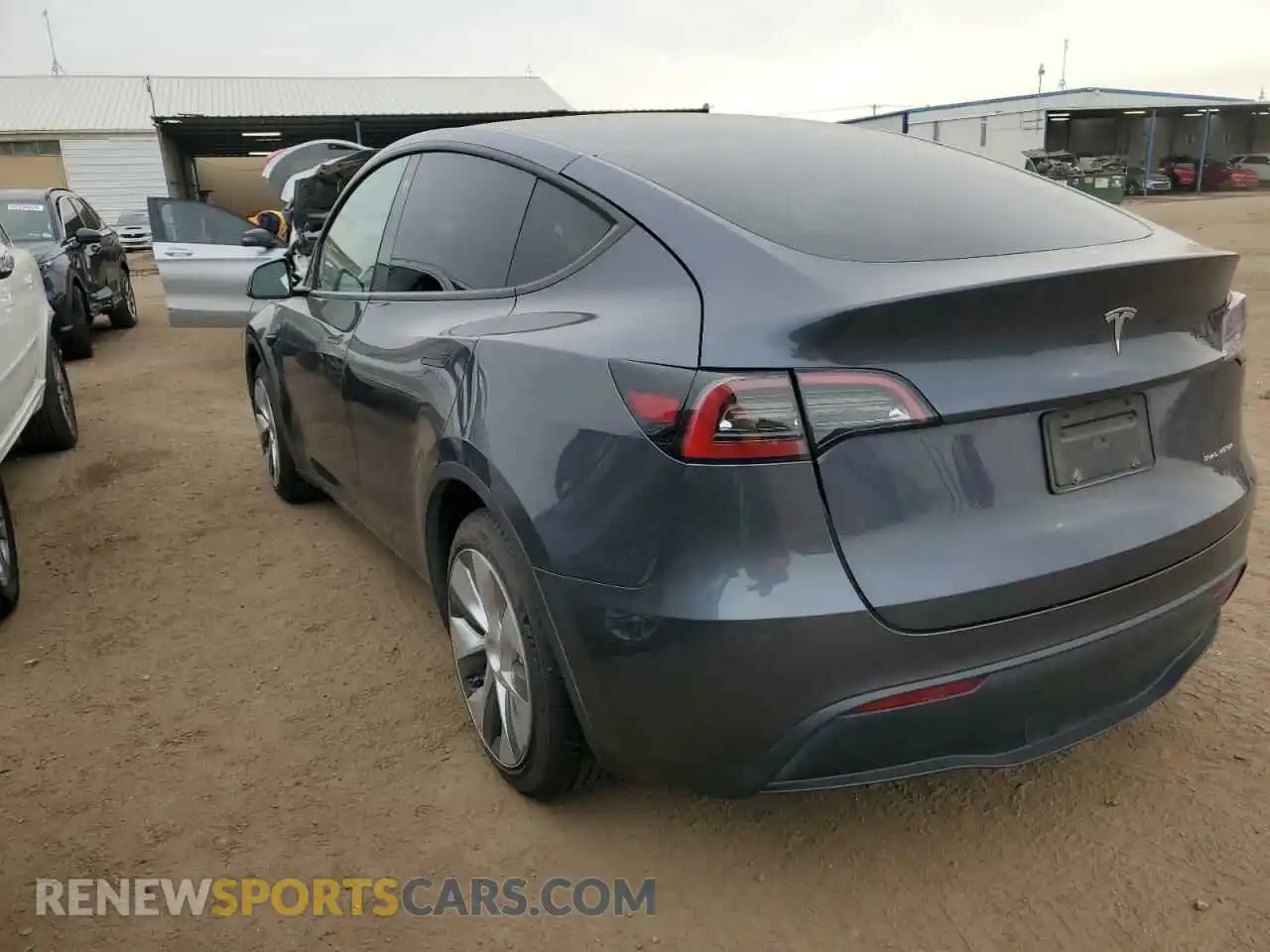 2 Photograph of a damaged car 7SAYGDEE3PF603615 TESLA MODEL Y 2023