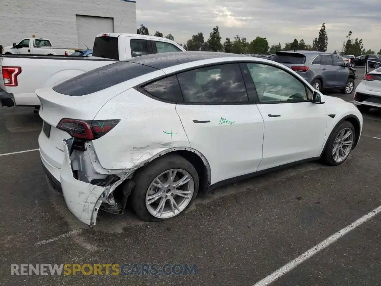 3 Photograph of a damaged car 7SAYGDEE3PF607180 TESLA MODEL Y 2023