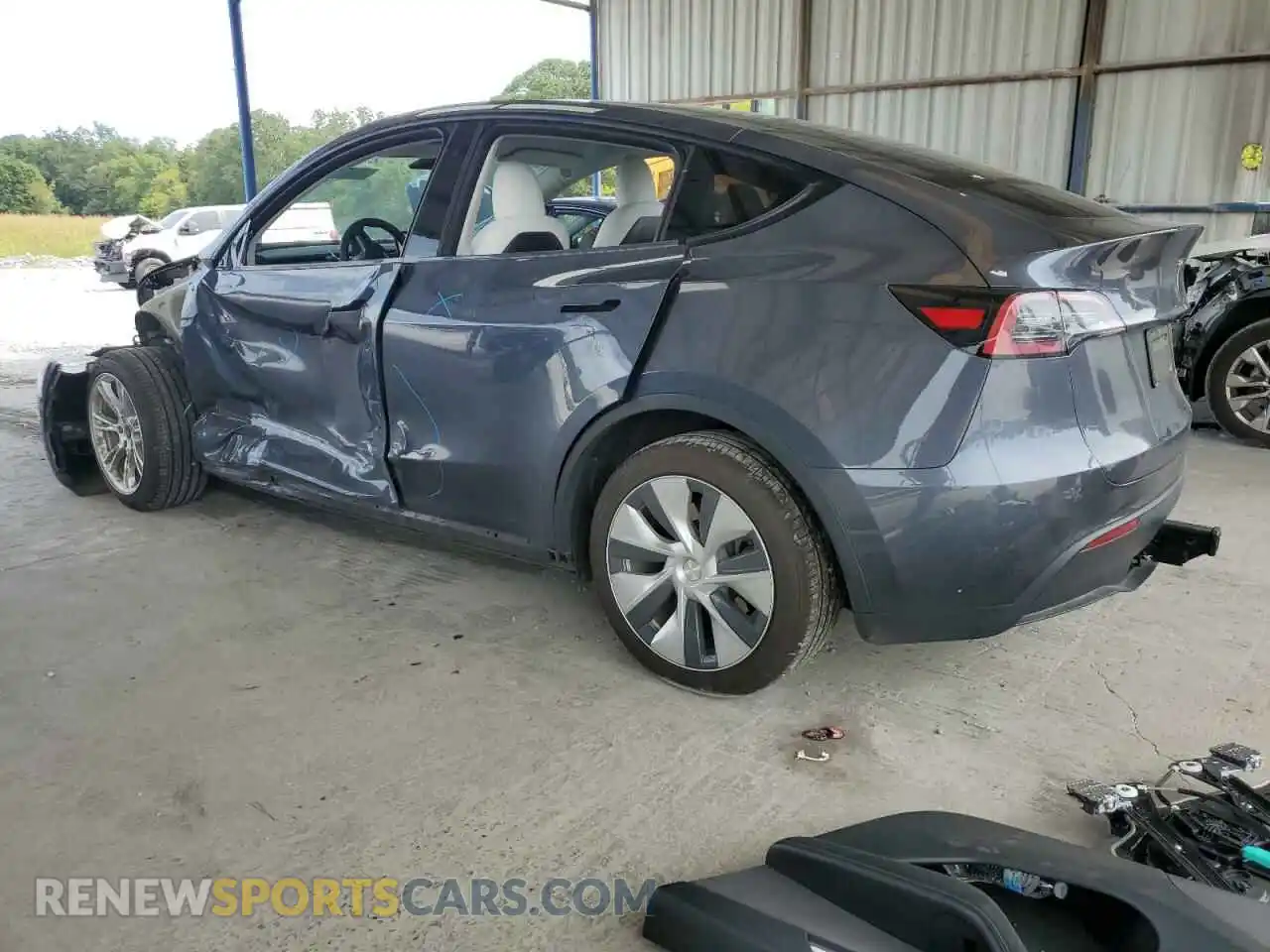 2 Photograph of a damaged car 7SAYGDEE3PF611553 TESLA MODEL Y 2023