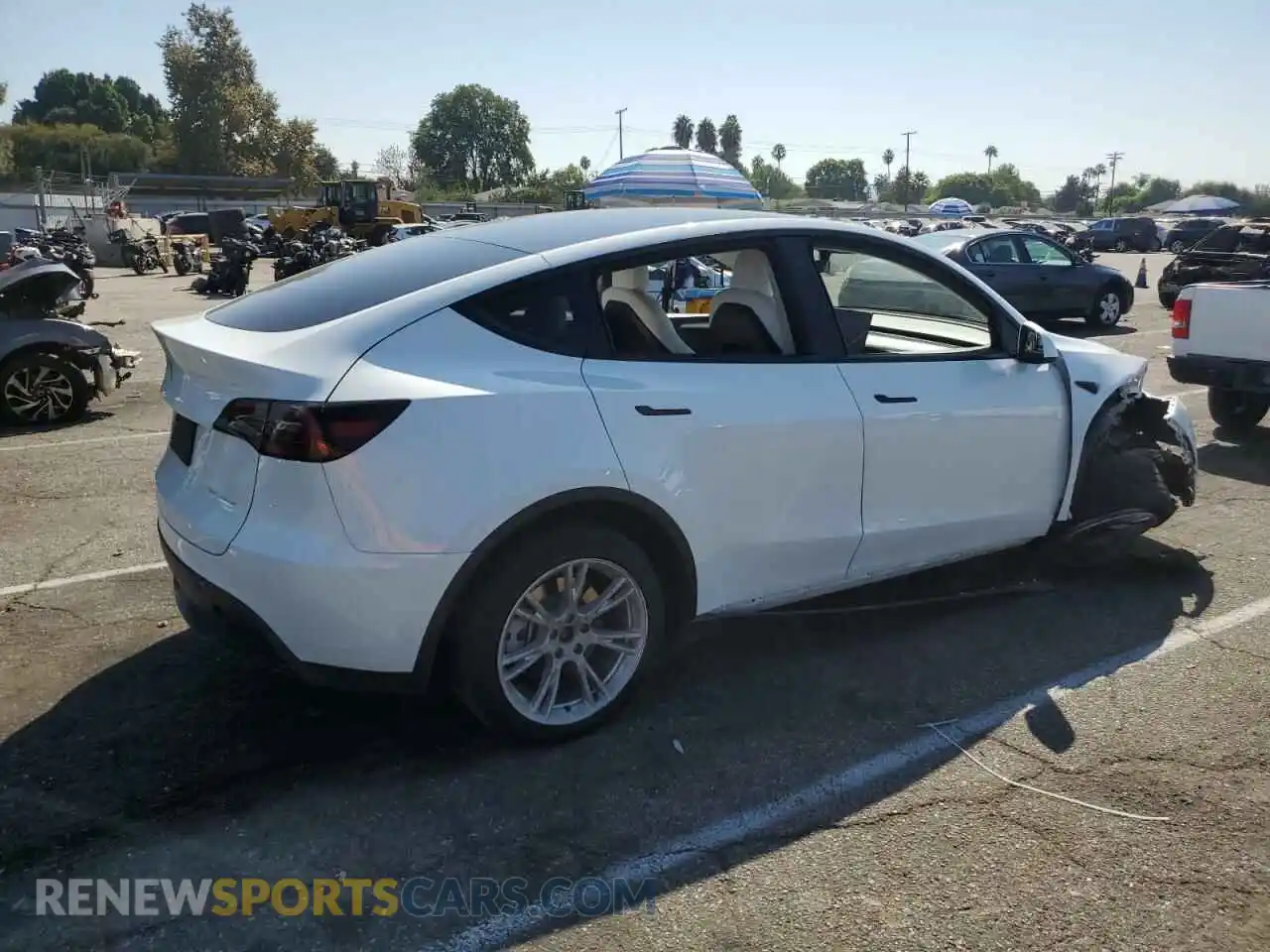 3 Photograph of a damaged car 7SAYGDEE3PF633178 TESLA MODEL Y 2023