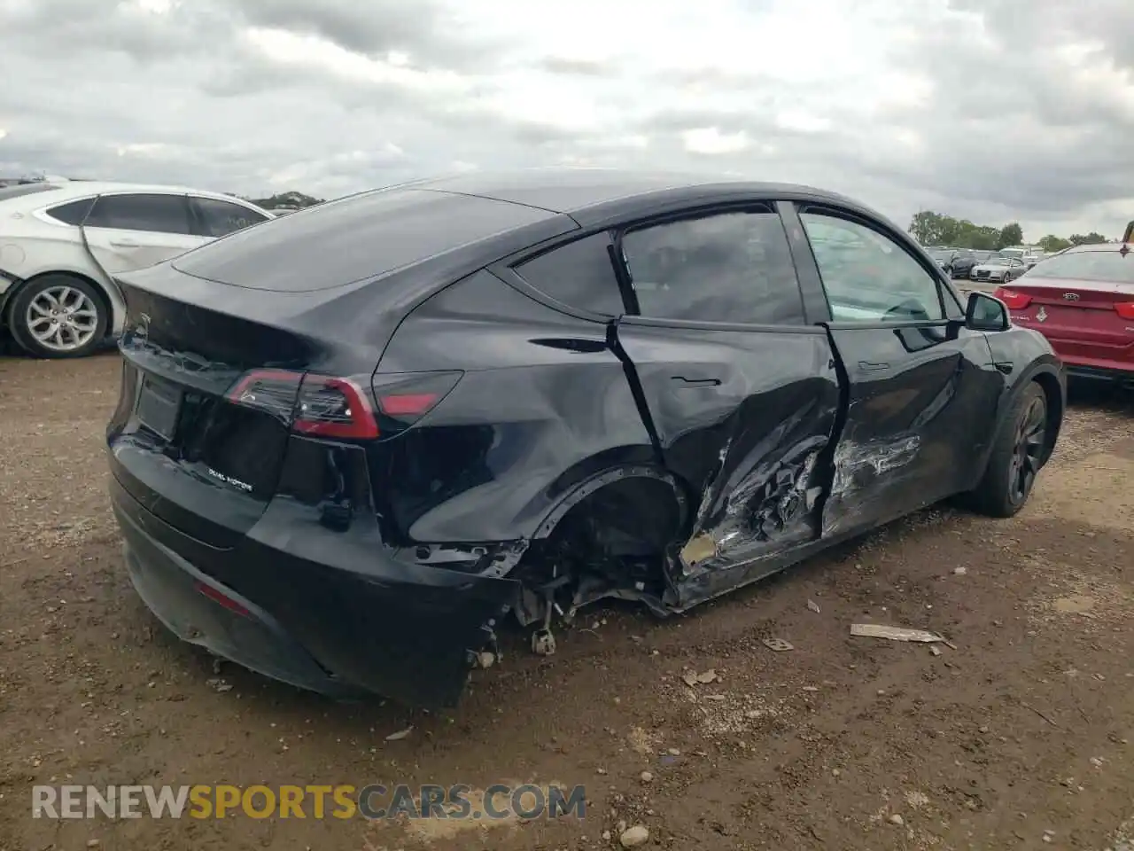 3 Photograph of a damaged car 7SAYGDEE3PF810604 TESLA MODEL Y 2023