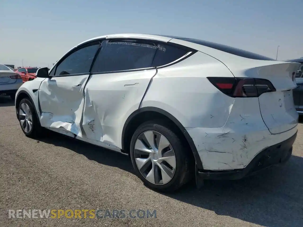 2 Photograph of a damaged car 7SAYGDEE3PF814233 TESLA MODEL Y 2023