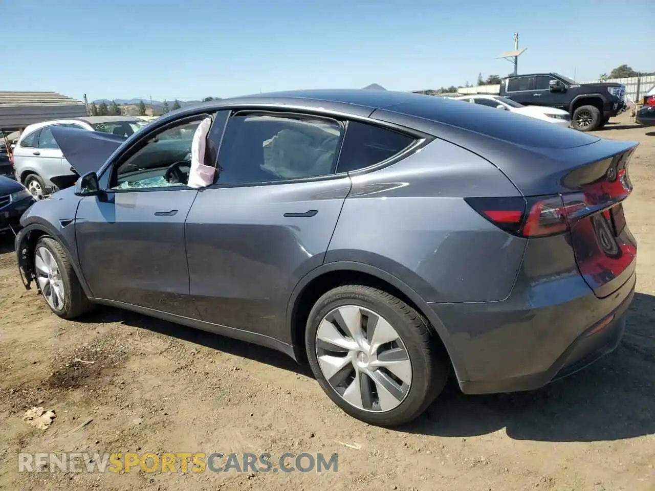 2 Photograph of a damaged car 7SAYGDEE3PF855283 TESLA MODEL Y 2023