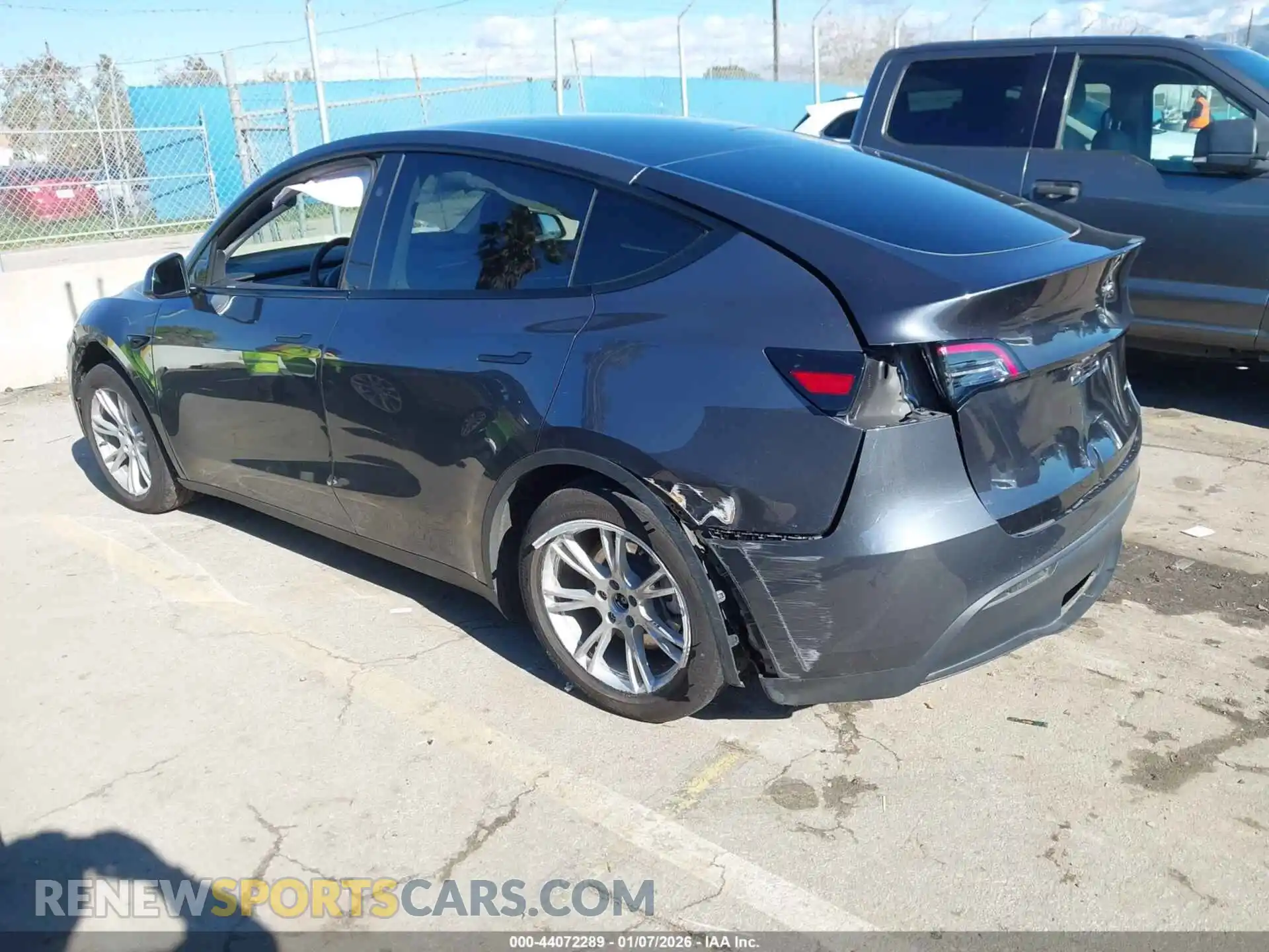 3 Фотография поврежденного автомобиля 7SAYGDEE3PF865229 TESLA MODEL Y 2023