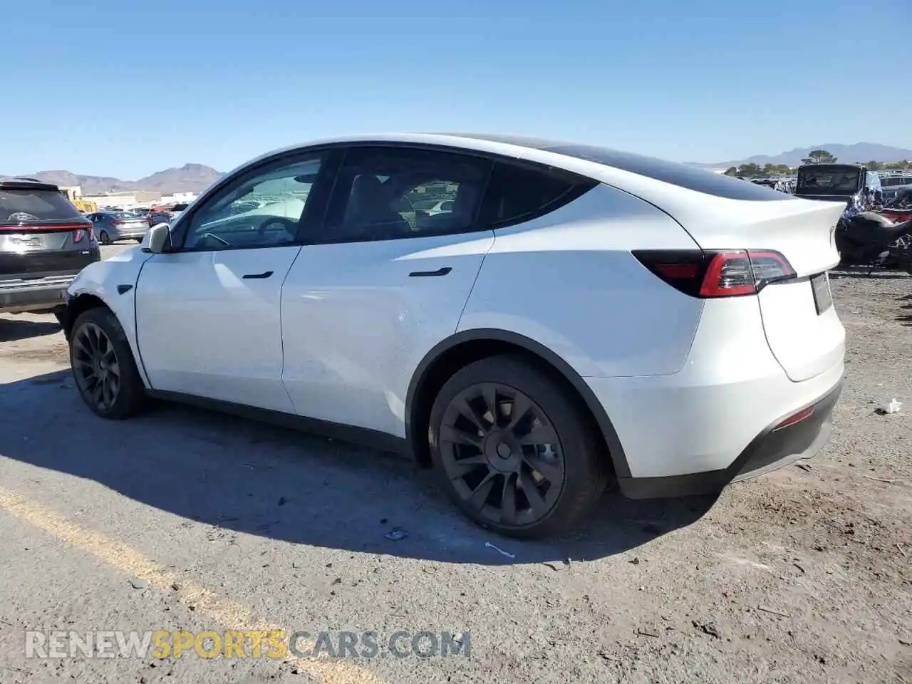2 Photograph of a damaged car 7SAYGDEE3PF877848 TESLA MODEL Y 2023
