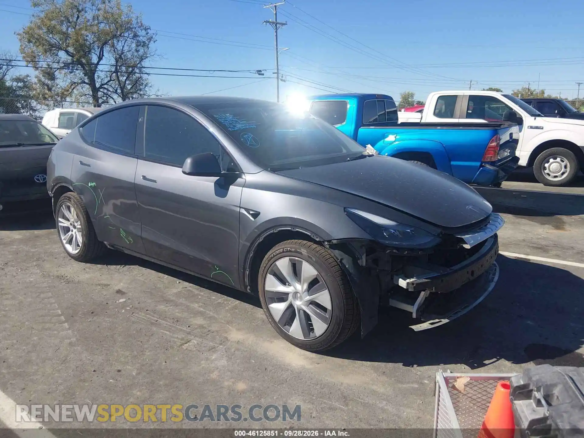1 Photograph of a damaged car 7SAYGDEE3PF882628 TESLA MODEL Y 2023