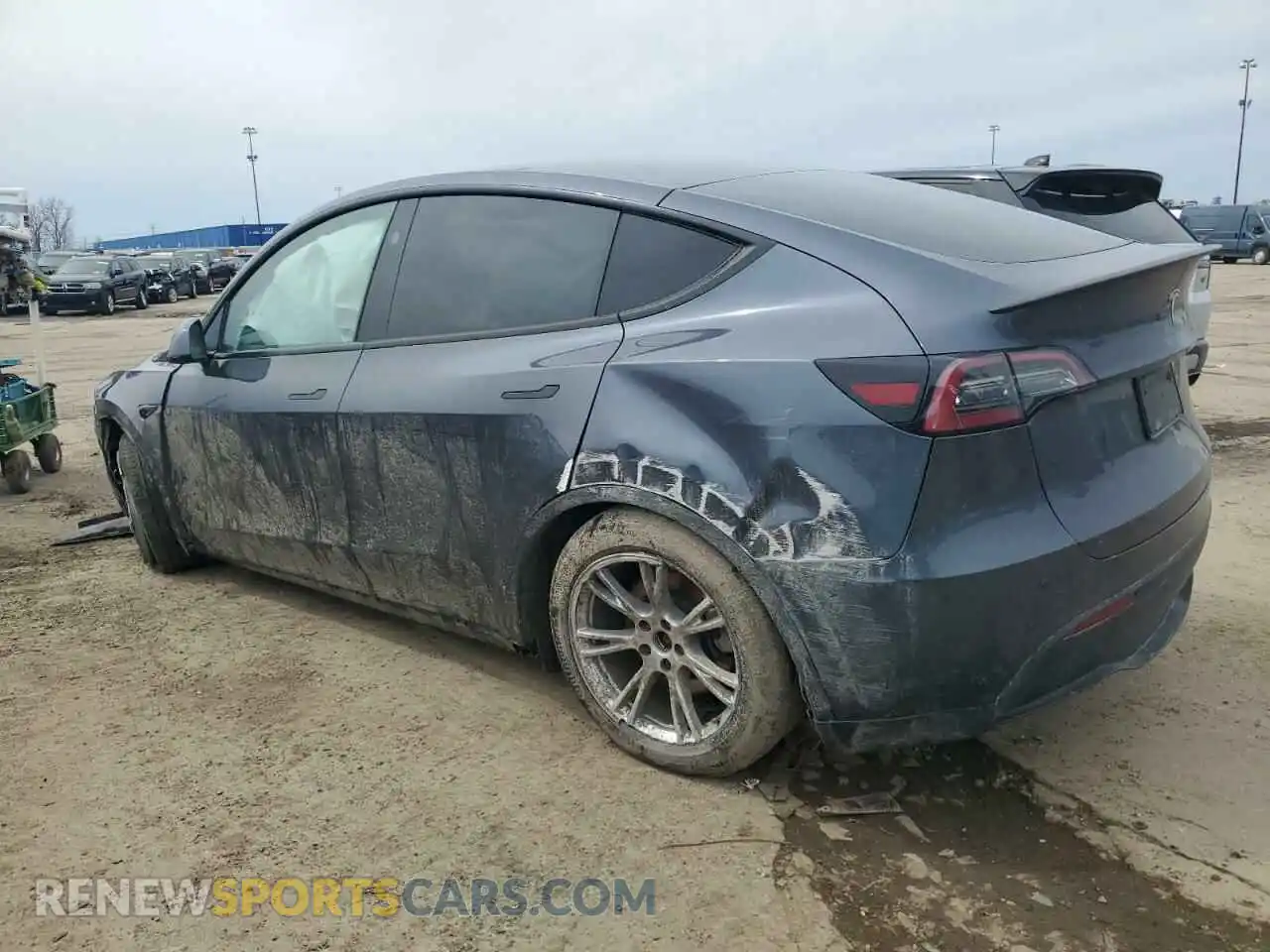 2 Photograph of a damaged car 7SAYGDEE3PF884220 TESLA MODEL Y 2023
