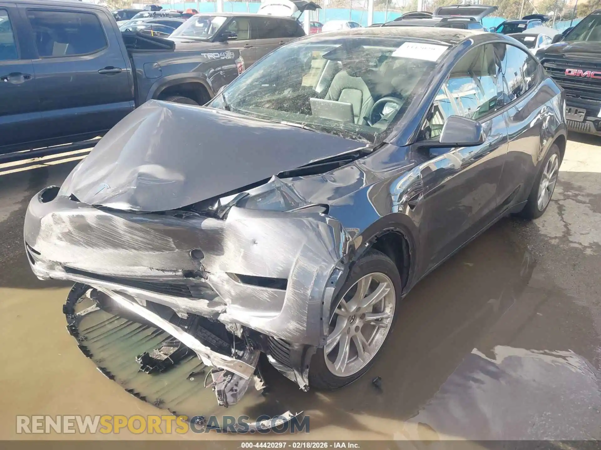 2 Фотография поврежденного автомобиля 7SAYGDEE3PF923114 TESLA MODEL Y 2023
