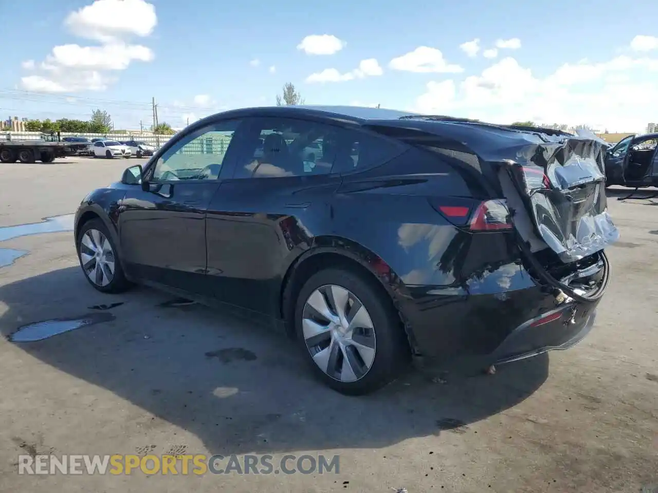 2 Photograph of a damaged car 7SAYGDEE3PF926840 TESLA MODEL Y 2023